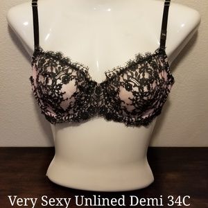 Victoria 's Secret Very Sexy